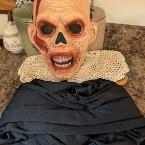 Scary Skull Mask with Black Cape Halloween Costume